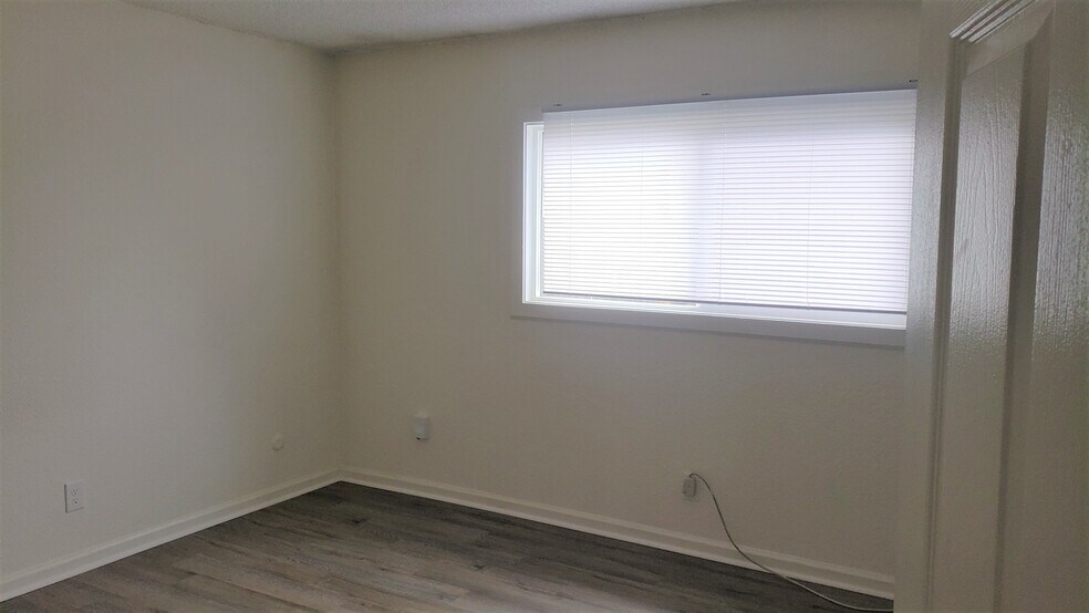 Building Photo - 3445 Altos Ave