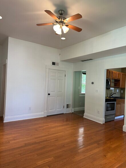 Building Photo - 7039 Clough Pike