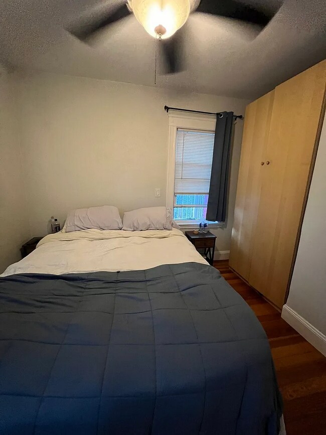 Building Photo - 41 King St