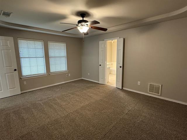 Building Photo - 318 Shade tree St