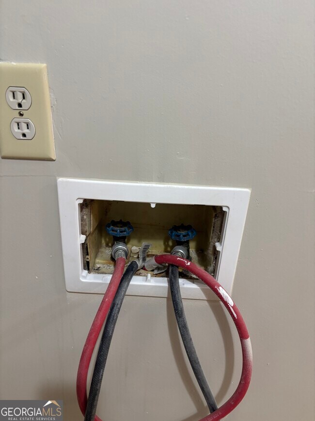 Building Photo - 1478 E Broad St