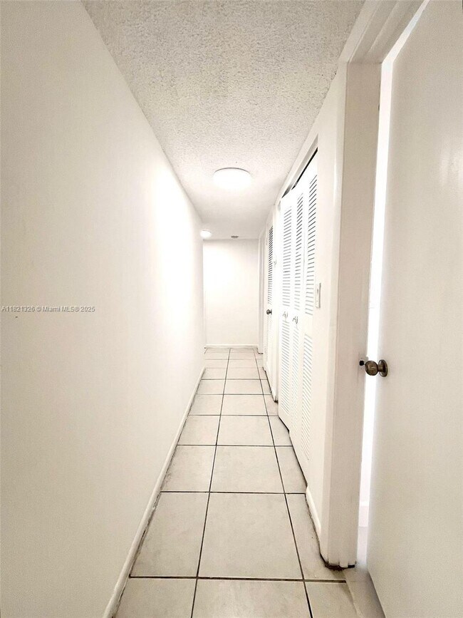 Building Photo - 830 SW 74th Terrace