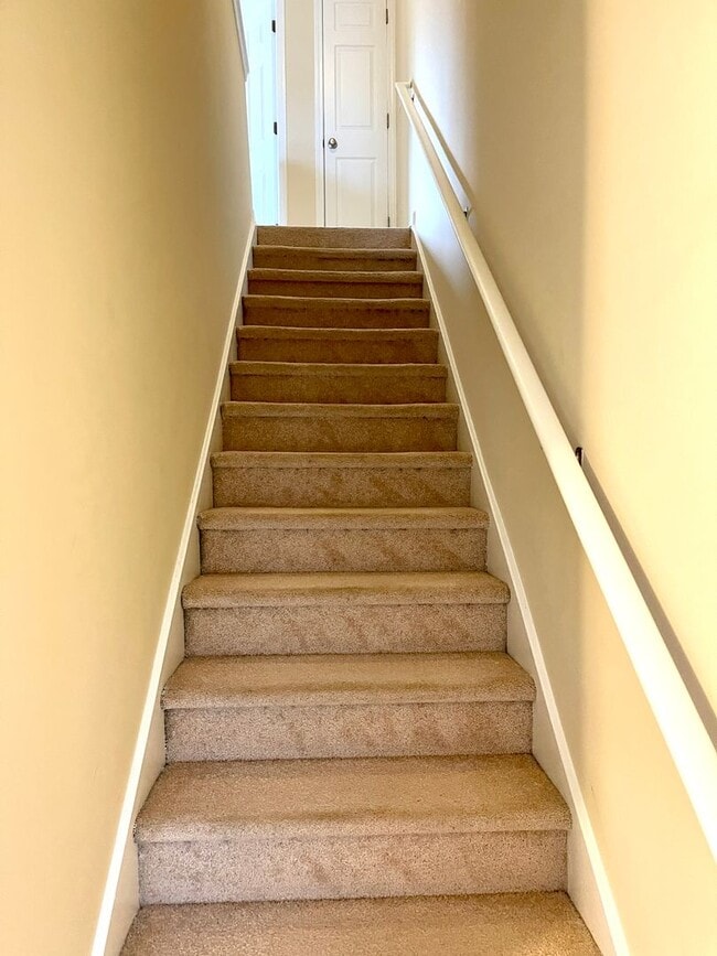 Building Photo - Charming 2BR Townhome Minutes from Hwy 172 Back Gate