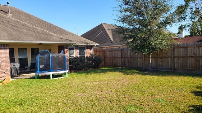 Building Photo - 5106 Misty Ln
