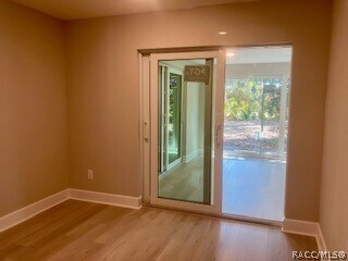 Building Photo - 1215 N Egret Point