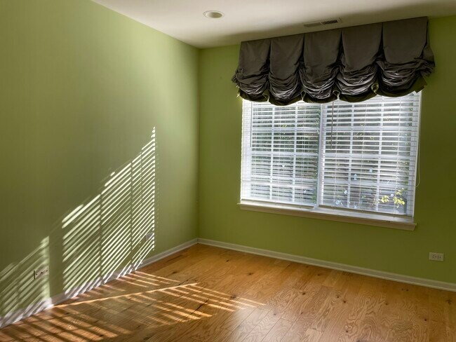 Building Photo - 5611 Wildspring Dr