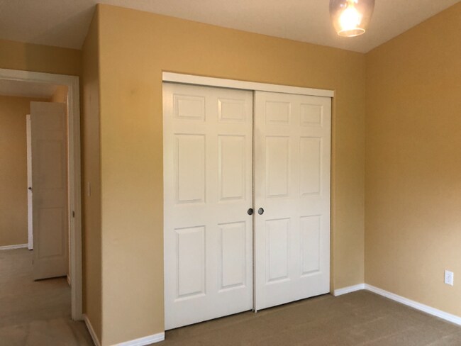 Building Photo - 7503 NE 61st Way