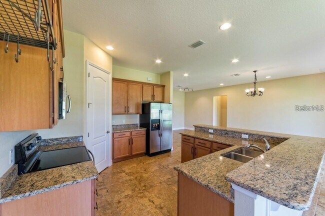 Building Photo - 8244 Prestbury Dr