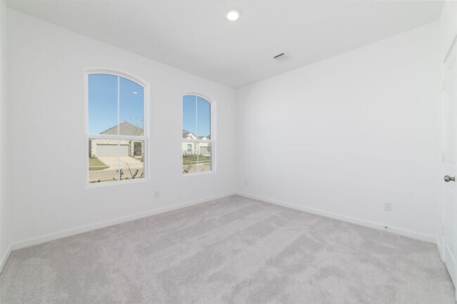 Building Photo - 3037 Avenida Sonoma Dr