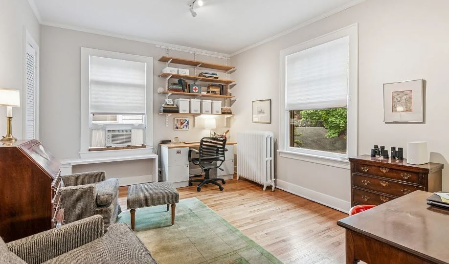 Building Photo - 820 N Oak Park Ave