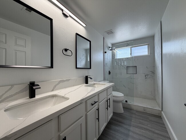 Building Photo - 2456 Sheltered Meadows Ln