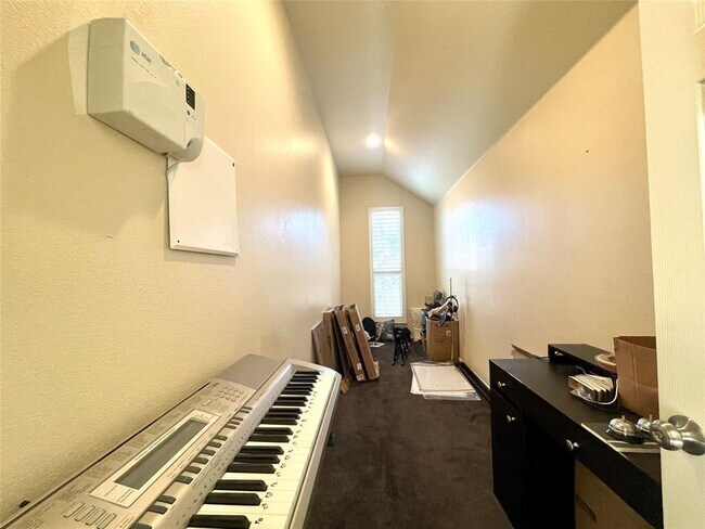 Building Photo - 1406 Rimstone Dr
