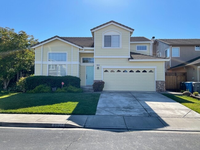 Building Photo - 8022 Mammoth Dr