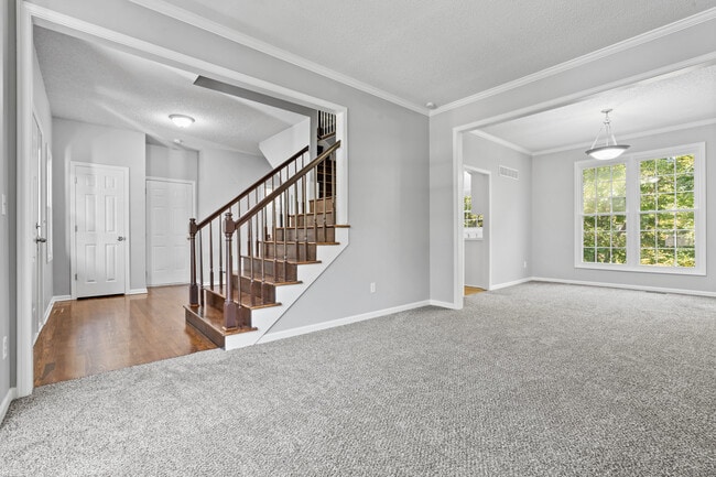 Building Photo - 6128 157th St