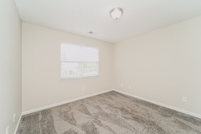 Building Photo - 11608 Retriever Way