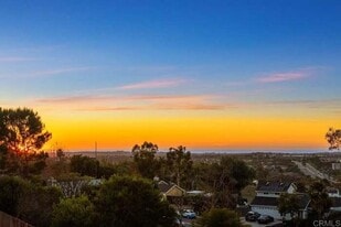 Building Photo - 874 S Rancho Santa Fe Rd