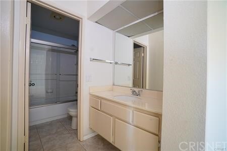 Building Photo - 640 Indian Oak Ln