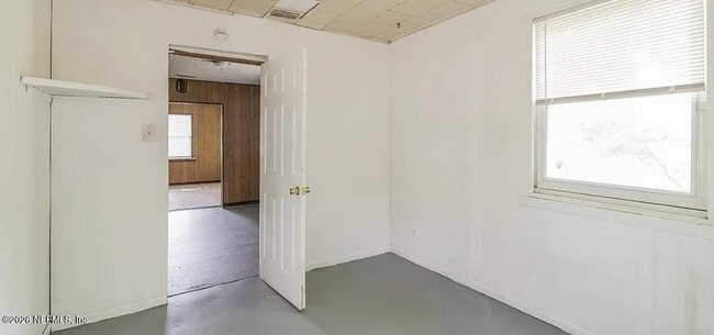Building Photo - 3124 4th St Cir