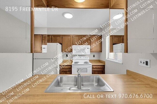 Building Photo - 8195 Freemantle Dr