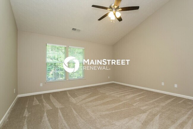 Building Photo - 4 Bedroom Pet-Friendly Home in Acworth, GA with Main Street Renewal