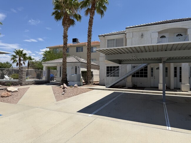 Building Photo - 3423 McCormick Blvd