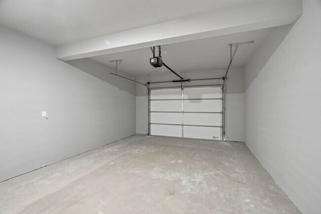 Building Photo - 1816 N 15th St