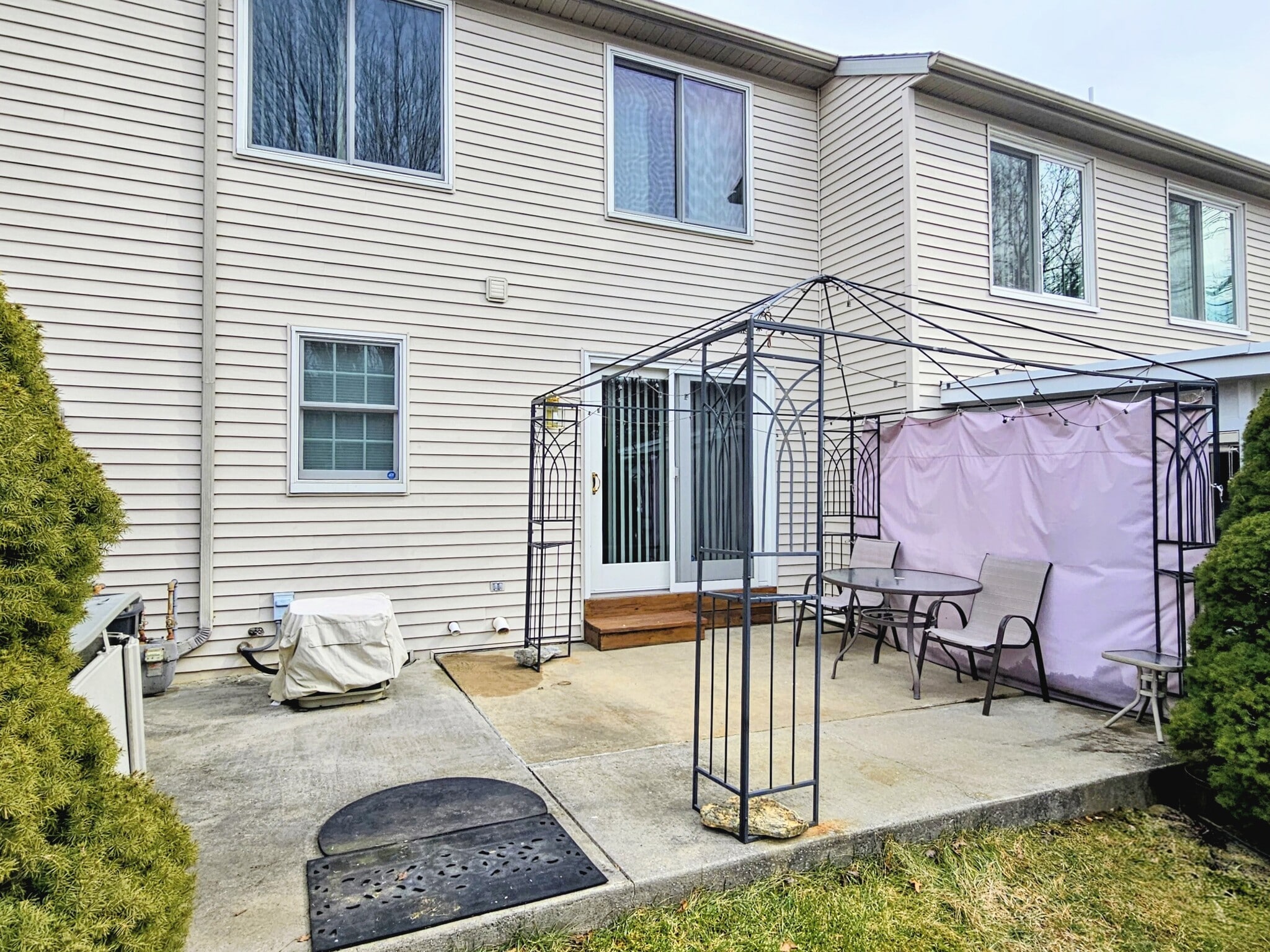 Building Photo - 160 Riders Way