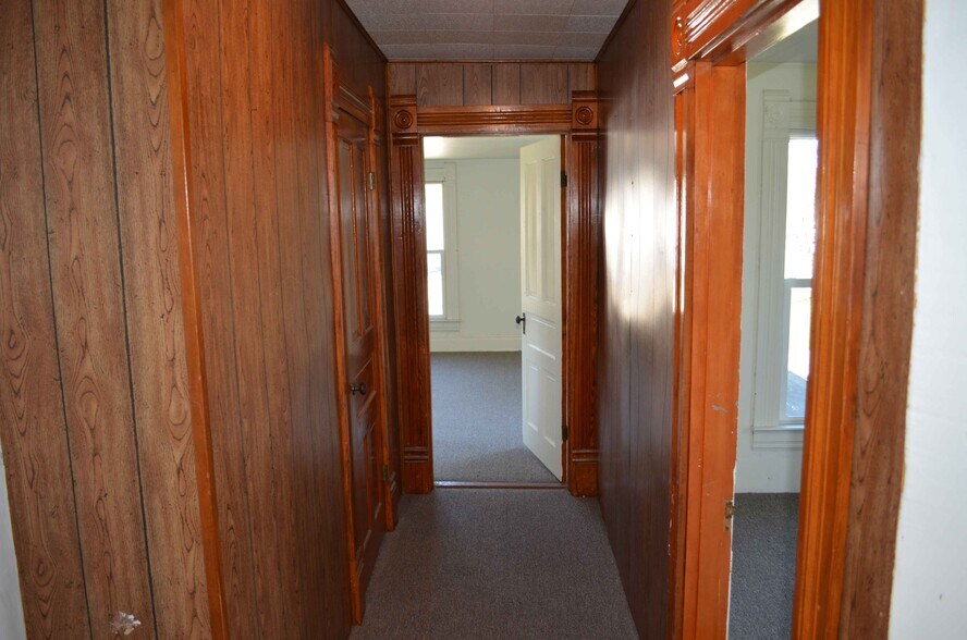 Building Photo - 48 Mound St