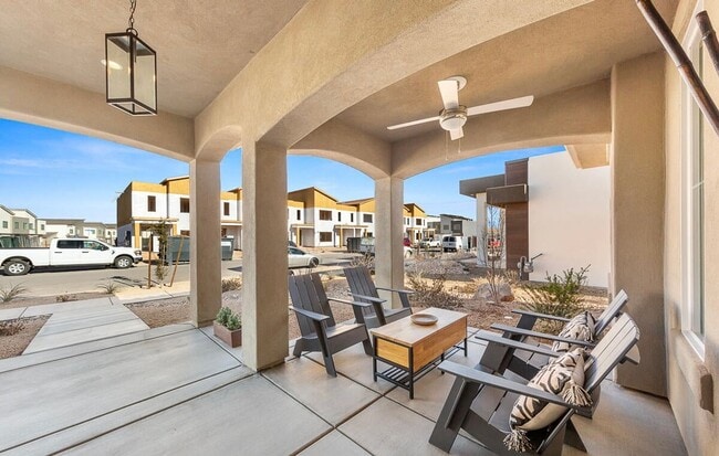 Building Photo - Beautiful Desert Color Home