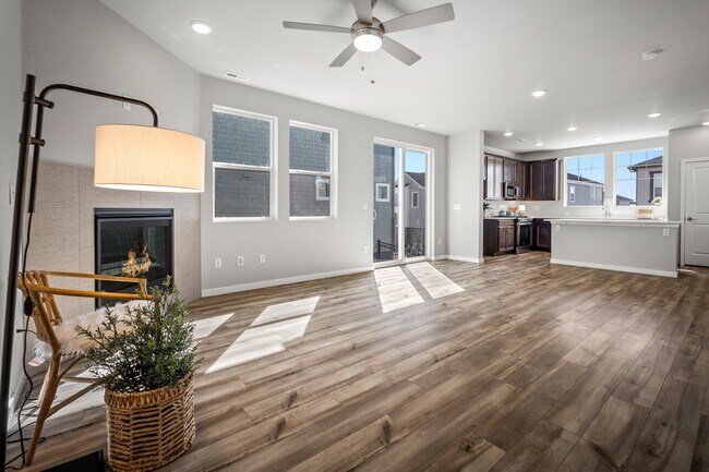 Building Photo - 6335 Laud Pt