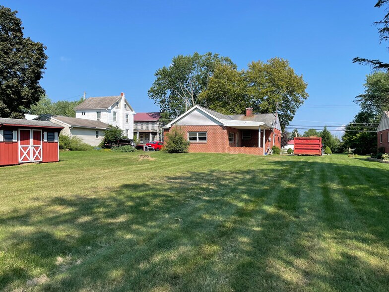 Building Photo - 4900 Kutztown Rd