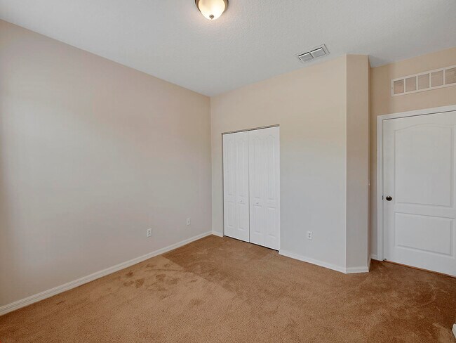 Building Photo - 9563 SW Flowermound Cir