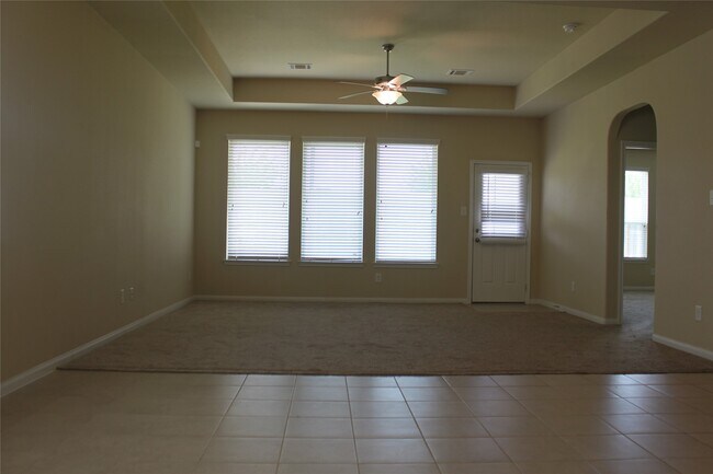Building Photo - 3715 Don Giovanni Pl