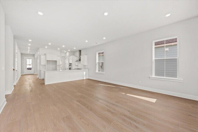 Building Photo - 437 Parish Farms Dr