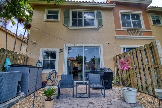 Building Photo - 4930 Windward Way