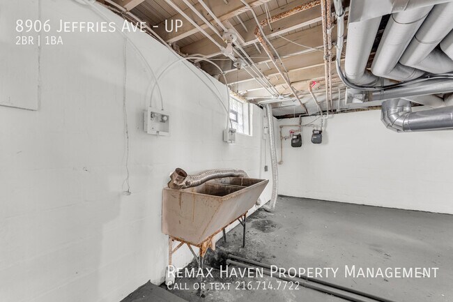 Building Photo - 8906 Jeffries Ave