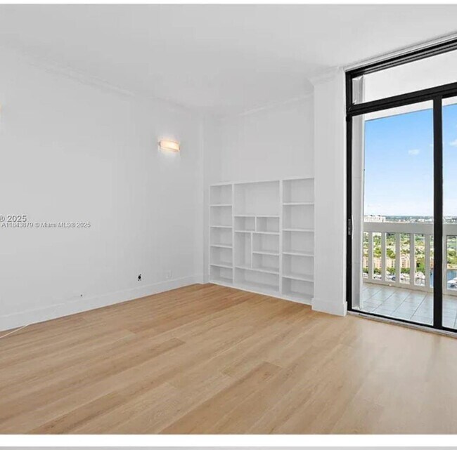 Building Photo - 19355 Turnberry Way