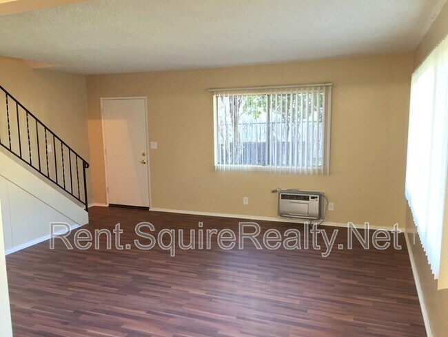 Building Photo - 256 Euclid Pl