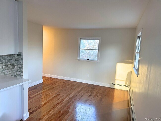 Building Photo - 77 Magnolia Dr