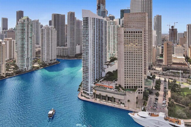 Building Photo - 335 S Biscayne Blvd