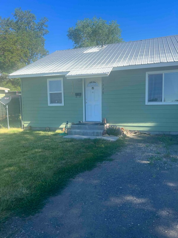 Building Photo - 1228 S 1st St