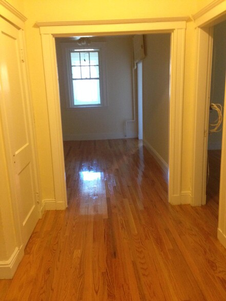 Building Photo - 242 S Huntington Ave
