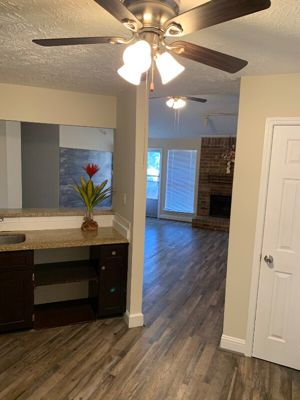 Building Photo - 13246 Sharpbill Dr