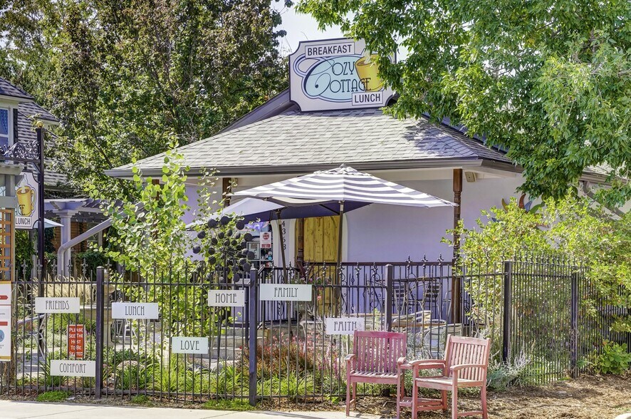 Building Photo - 4431 Tennyson St