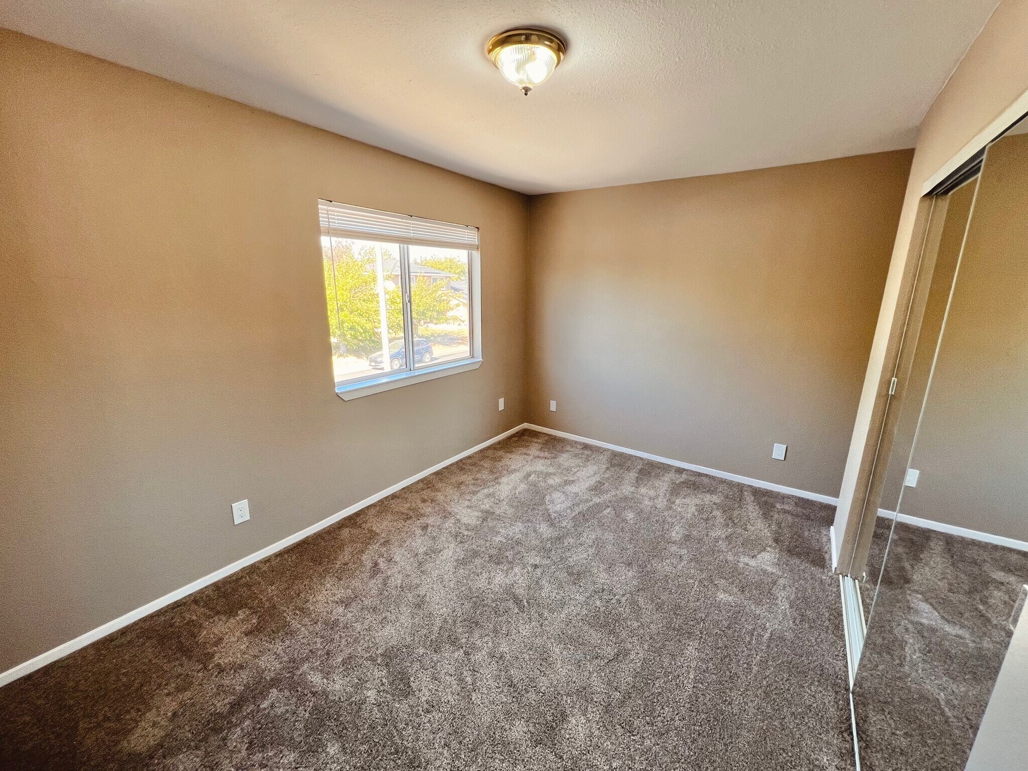 Building Photo - 405 Canvasback Dr