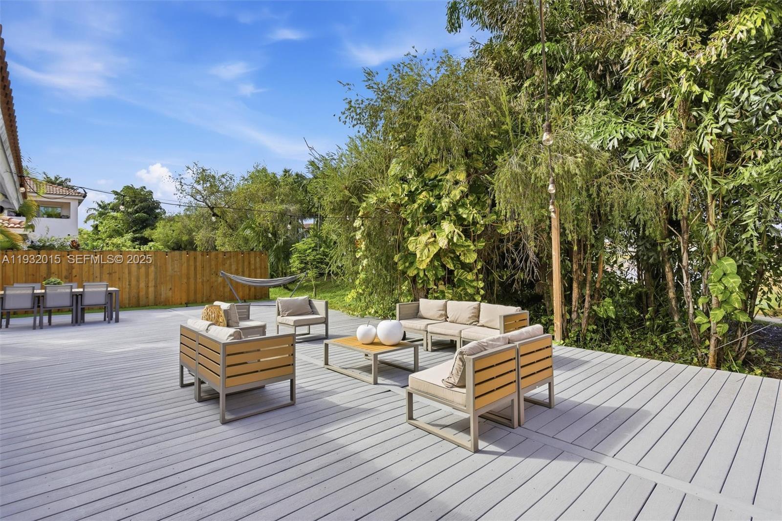 Building Photo - 10246 NW 57th Ter