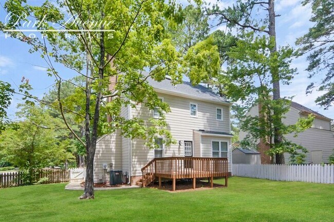 Building Photo - 7300 Bassett Hall Ct