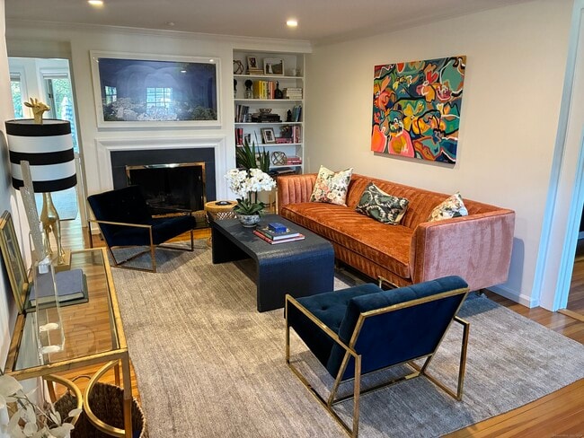 Building Photo - 71 Benjamin St