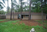 Building Photo - 1401 E Red Cedar Cir