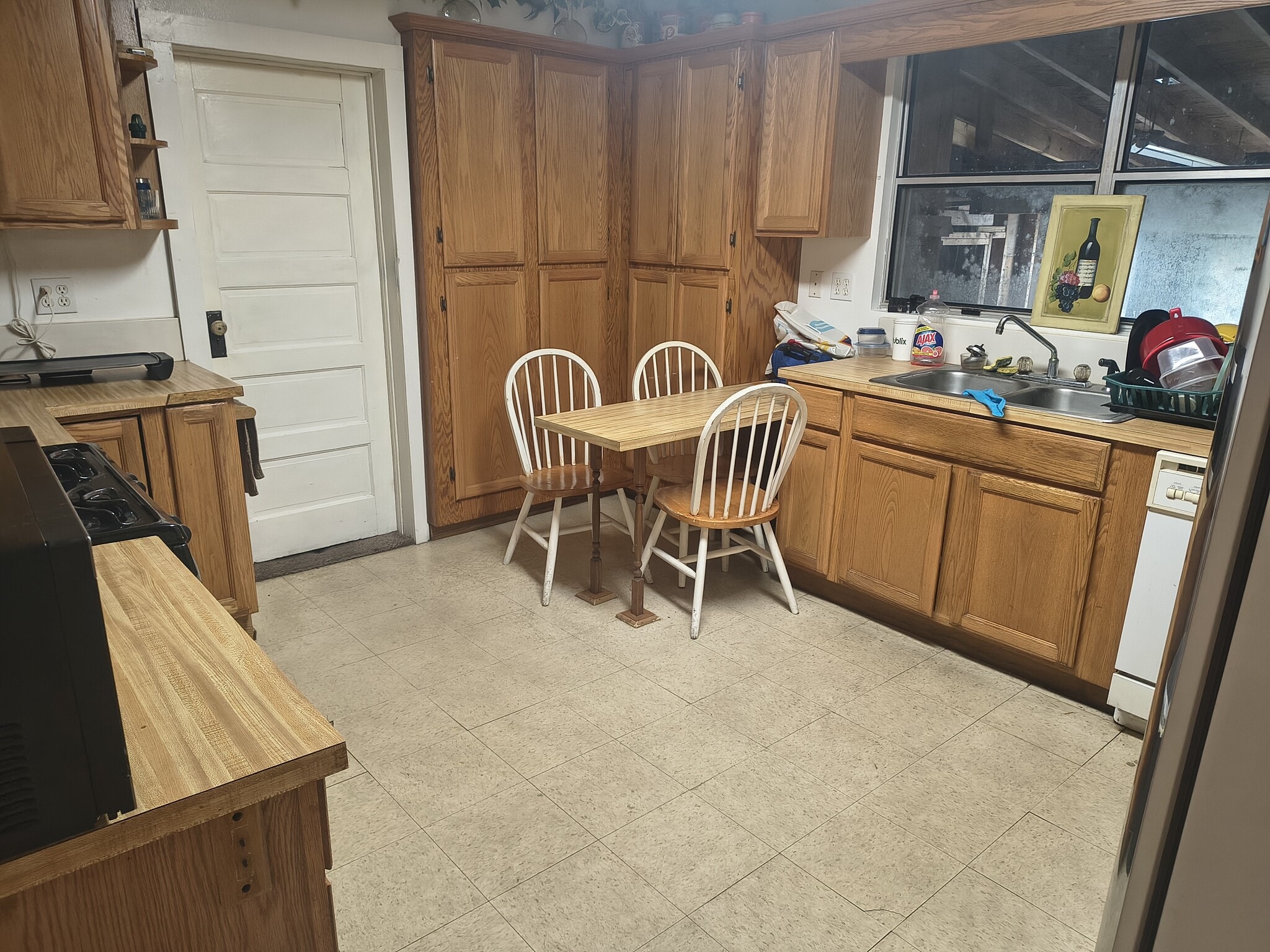 Building Photo - 700 Hughlett Ave